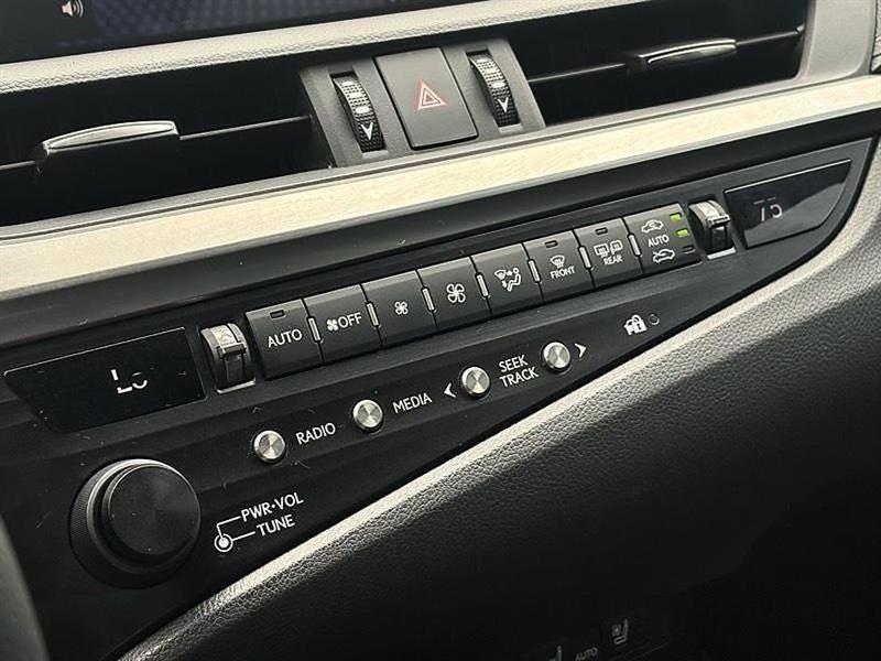 Lexus ES 350  2019
