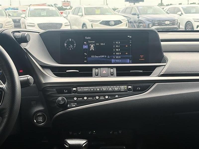Lexus ES 350  2019