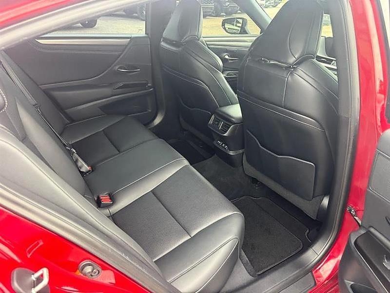 Lexus ES 350  2019