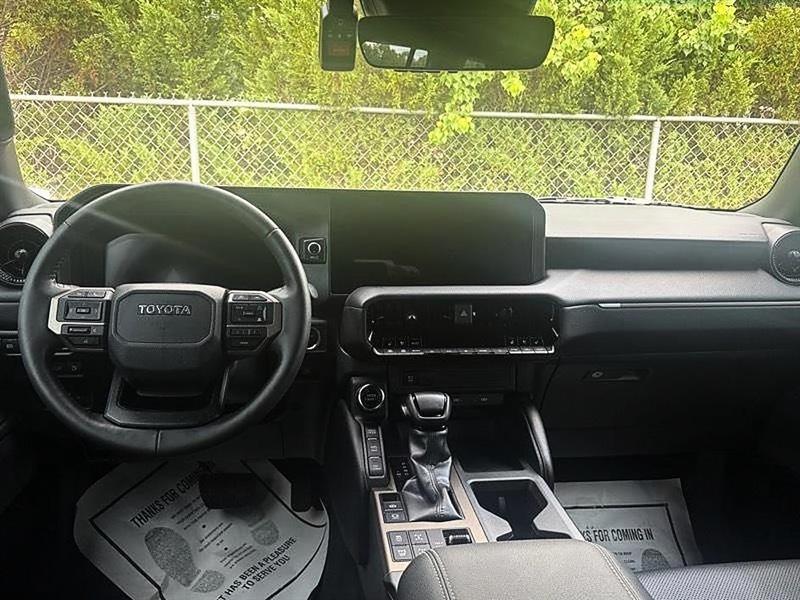 Toyota Land Cruiser  2024