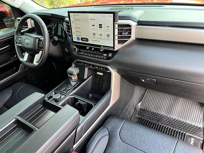 Toyota Tundra  2023