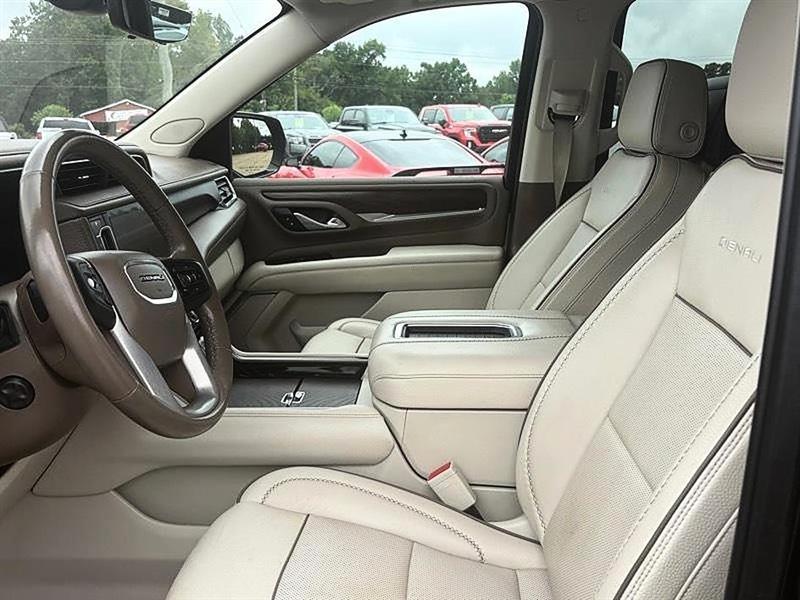 GMC Yukon  2021
