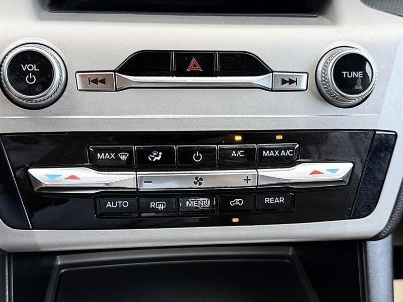 Ford Explorer  2023