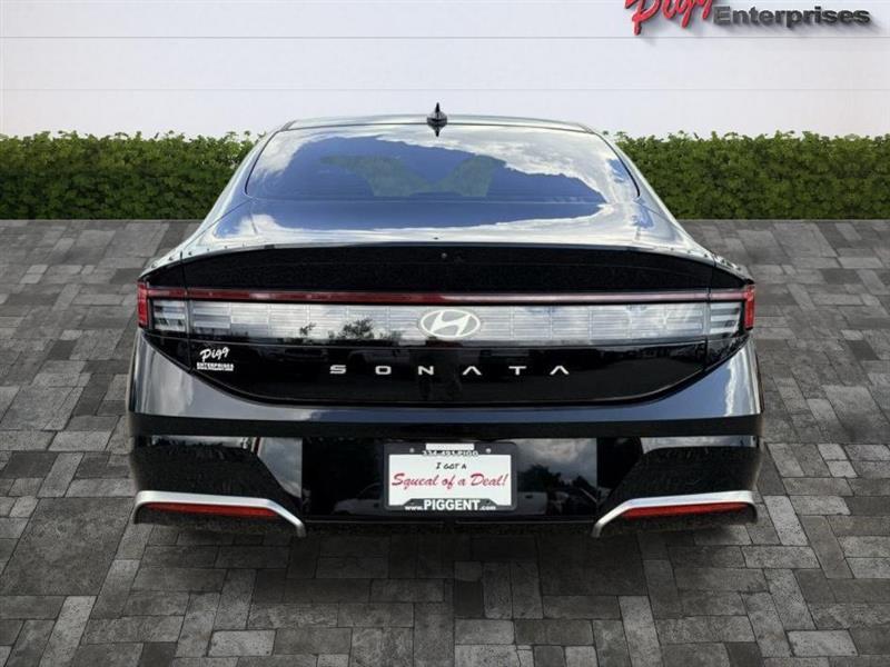 Hyundai Sonata  2025
