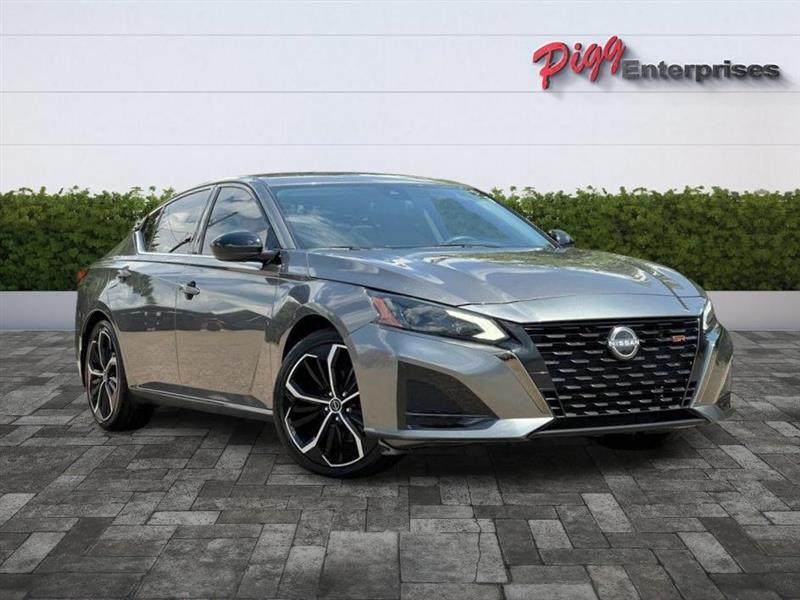 Nissan Altima  2024