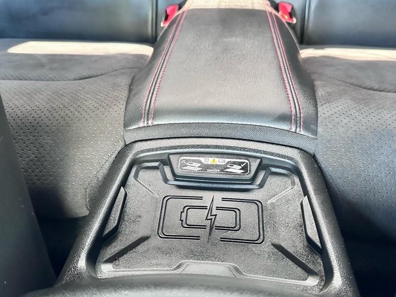 Chevrolet Camaro  2023