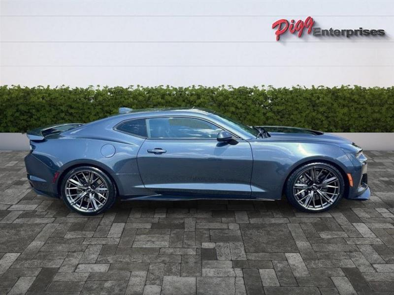 Chevrolet Camaro  2023