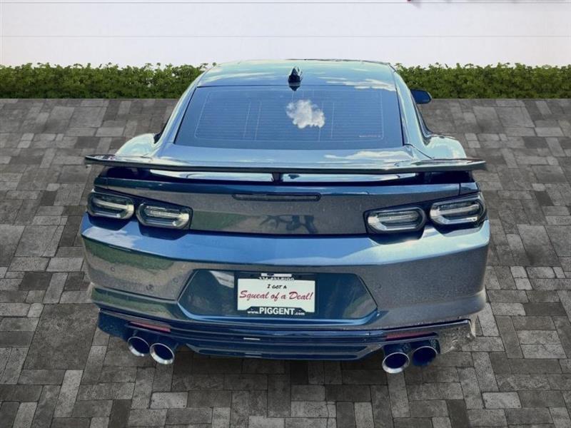 Chevrolet Camaro  2023