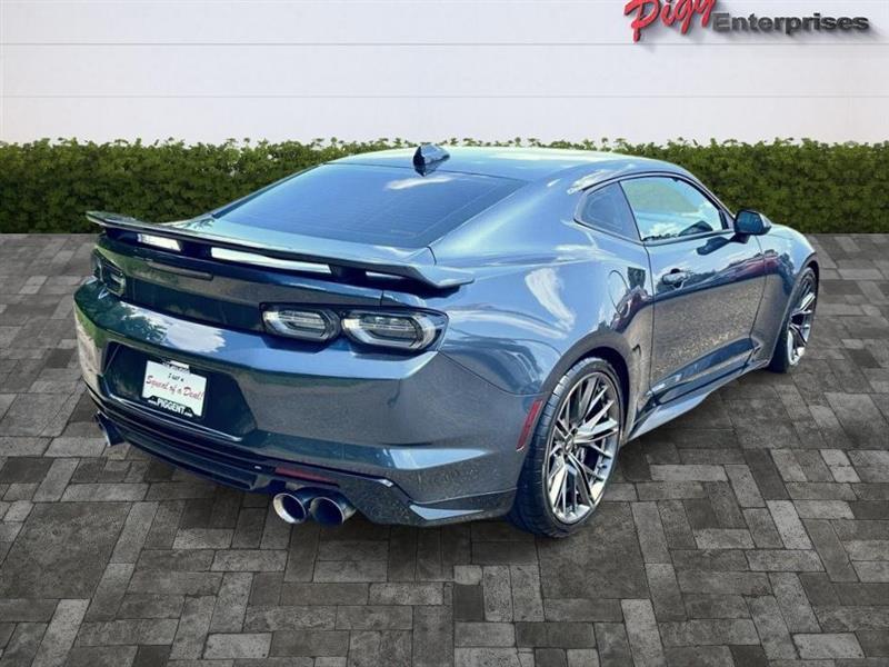 Chevrolet Camaro  2023