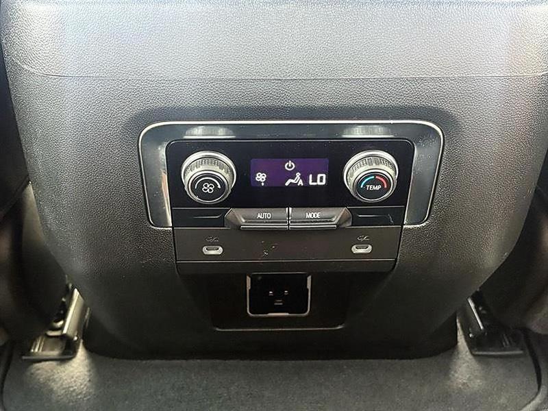 Chevrolet Tahoe  2023