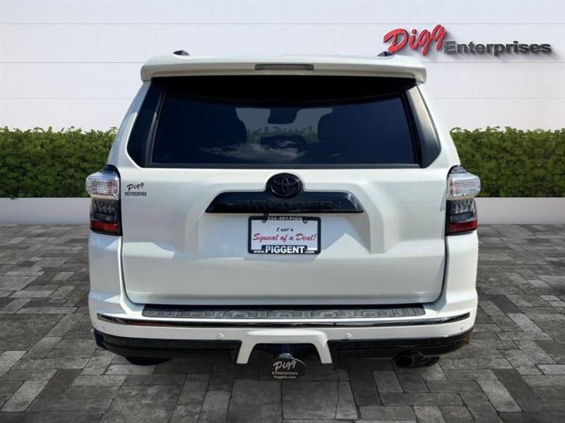 Toyota 4Runner  2021