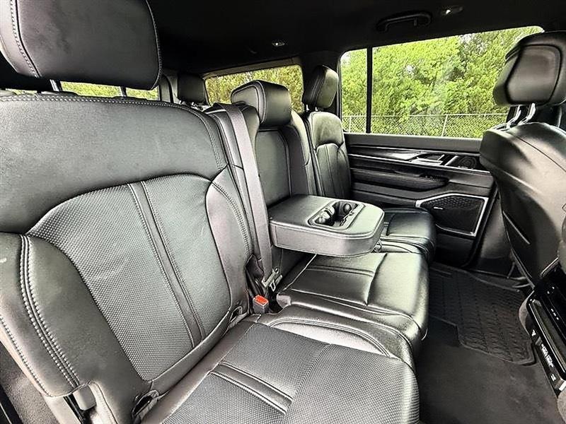 Jeep Wagoneer  2024