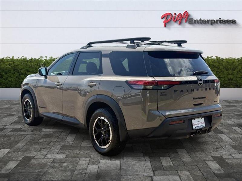 Nissan Pathfinder  2023