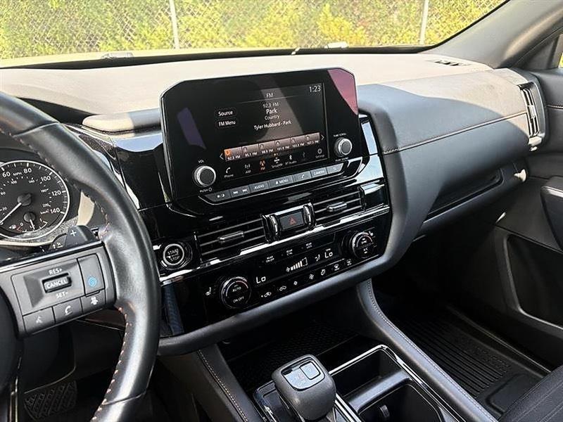 Nissan Pathfinder  2023