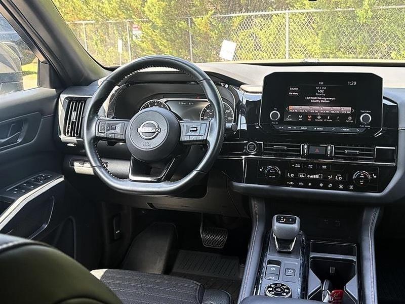 Nissan Pathfinder  2023