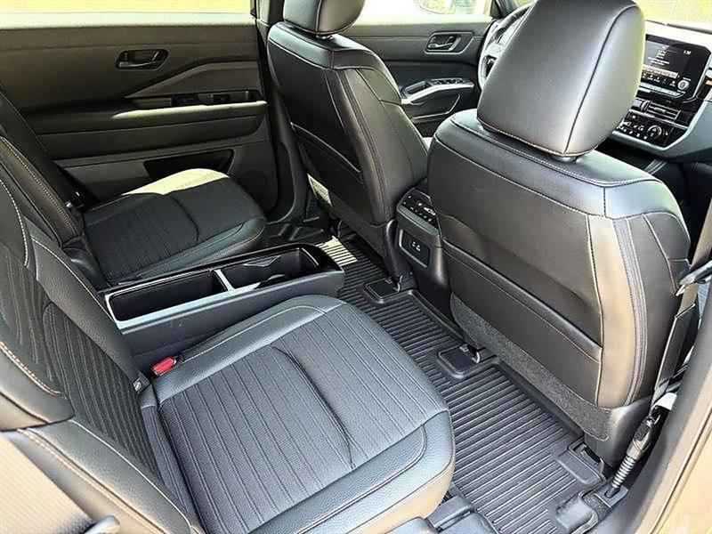 Nissan Pathfinder  2023