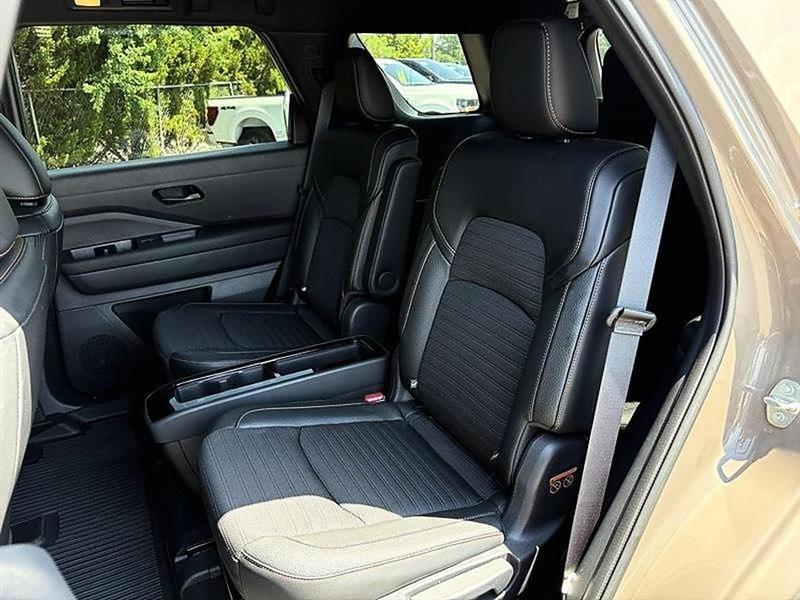 Nissan Pathfinder  2023