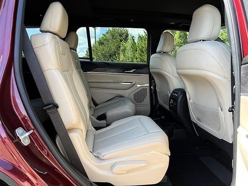 Jeep Grand Cherokee  2024