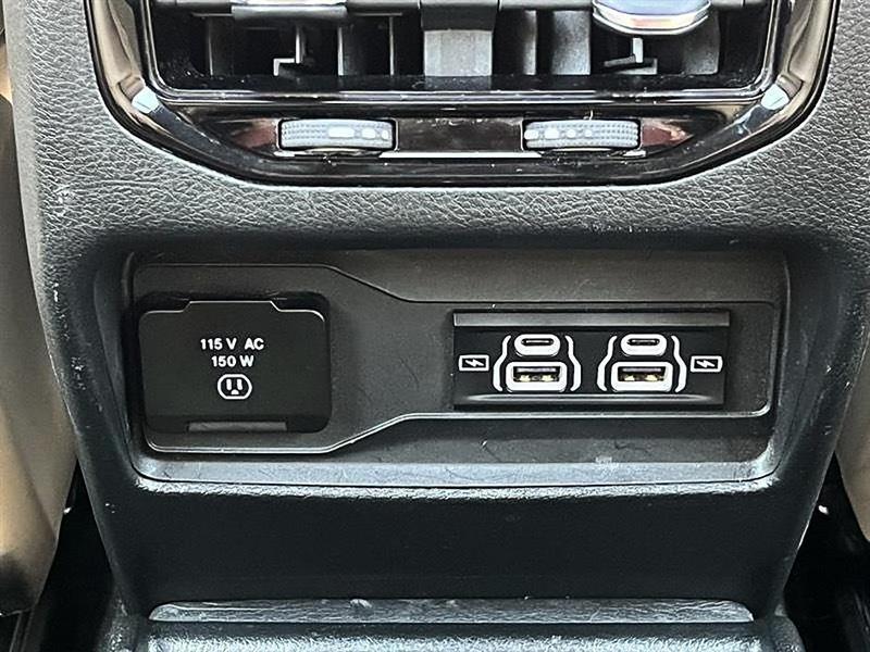 Jeep Grand Cherokee  2024