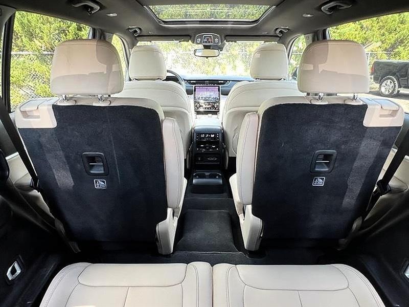 Jeep Grand Cherokee  2024