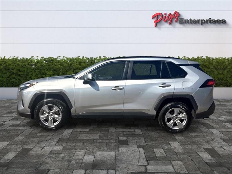 Toyota RAV4  2025