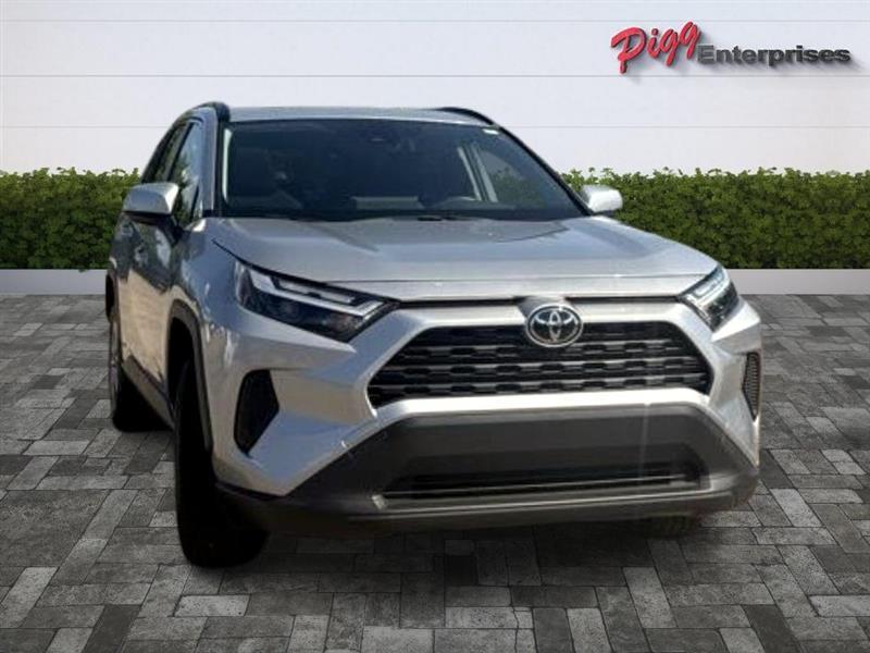 Toyota RAV4  2025