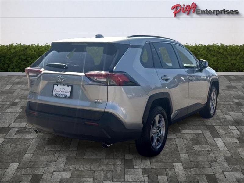 Toyota RAV4  2025