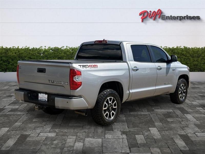 Toyota Tundra  2021
