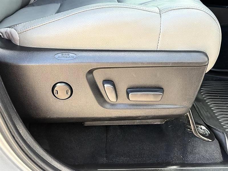 Toyota Tundra  2021