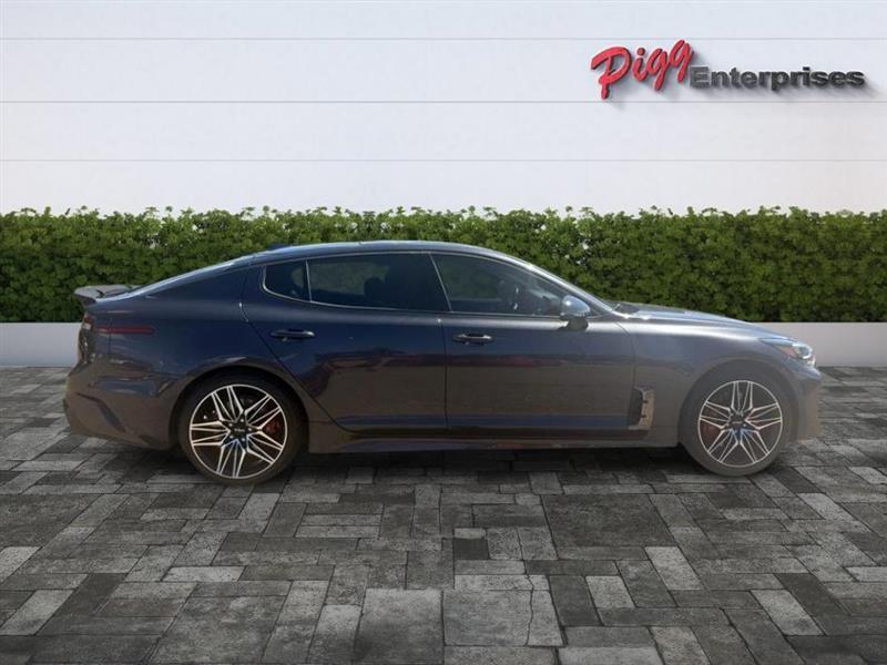 Kia Stinger  2022