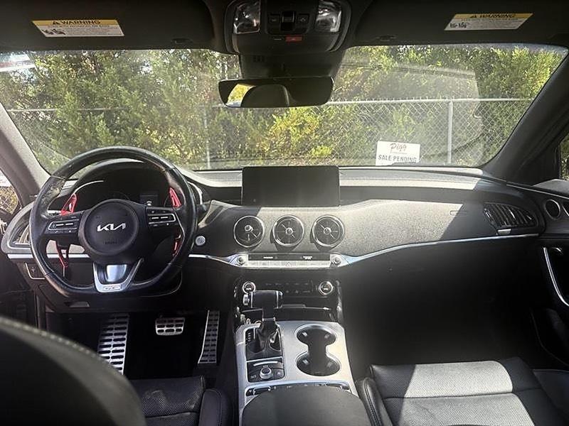 Kia Stinger  2022