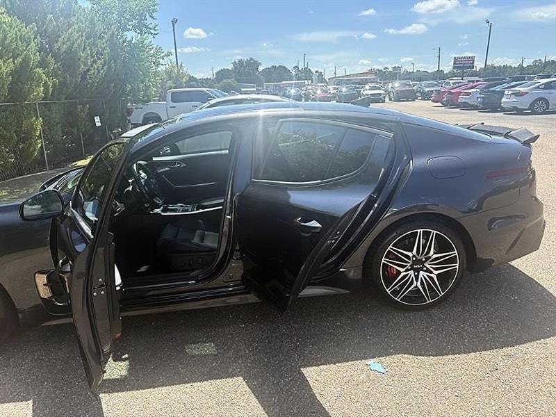 Kia Stinger  2022