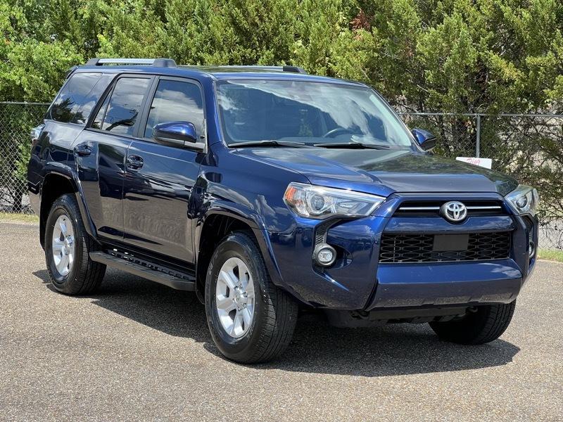 Toyota 4Runner SR5 2WD 2022