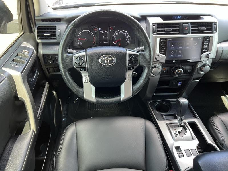 Toyota 4Runner SR5 2WD 2022