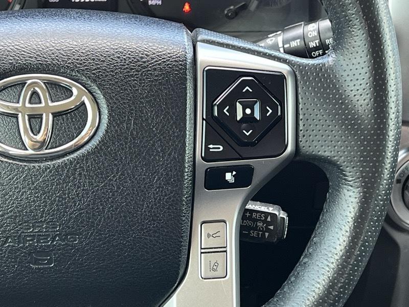 Toyota 4Runner SR5 2WD 2022