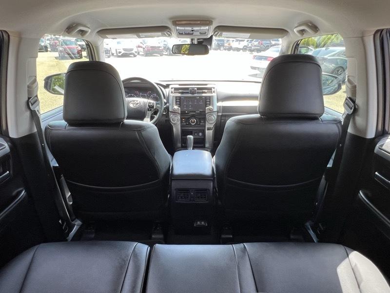 Toyota 4Runner SR5 2WD 2022