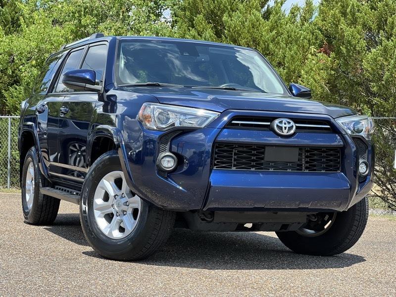 Toyota 4Runner SR5 2WD 2022