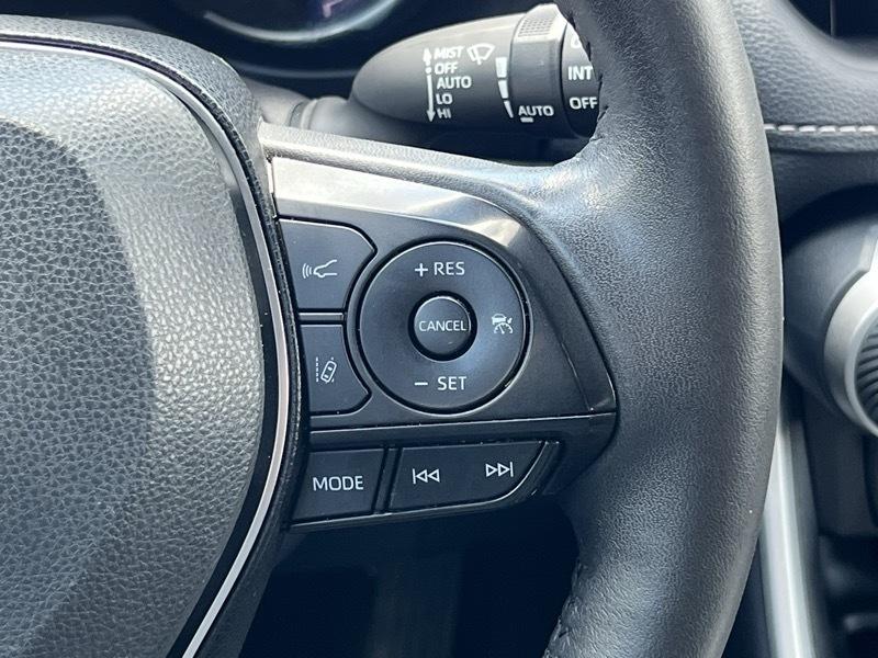 Toyota RAV4 XLE Premium AWD 2024