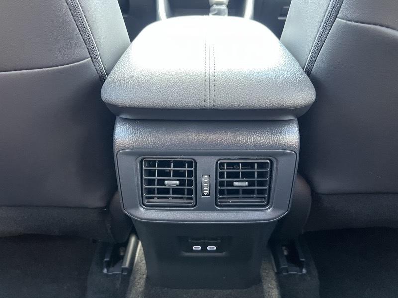 Toyota RAV4 XLE Premium AWD 2024