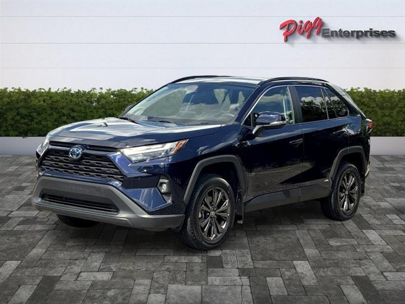 Toyota RAV4  2024