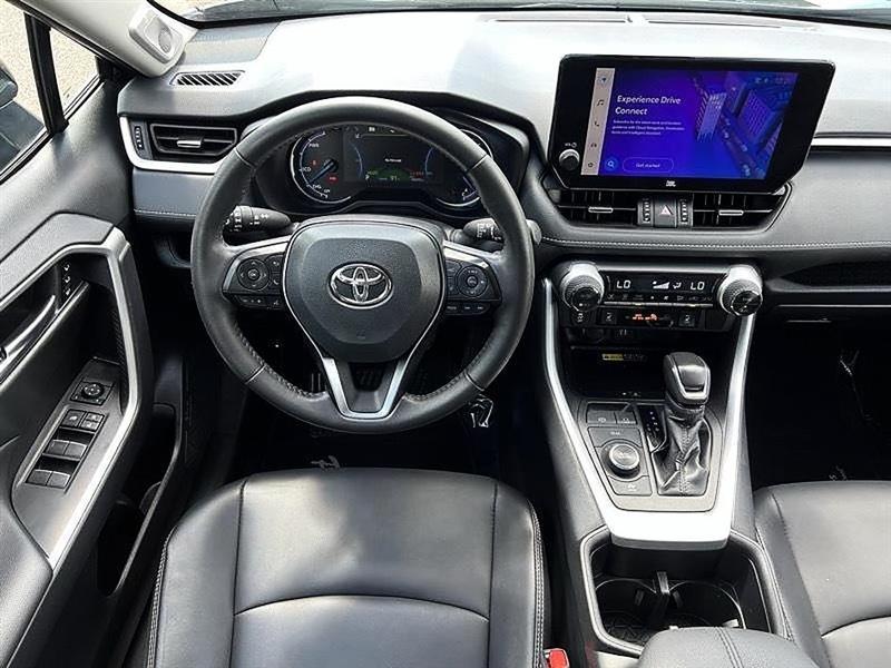 Toyota RAV4  2024