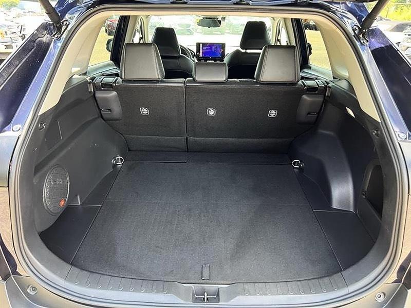 Toyota RAV4  2024