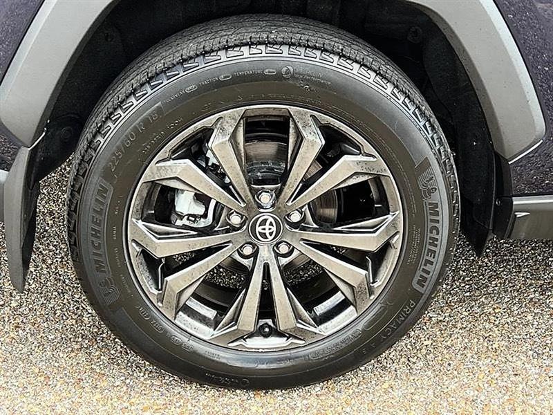 Toyota RAV4  2024