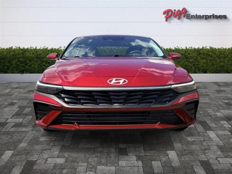 2026 Hyundai Elantra SE - Photo 6