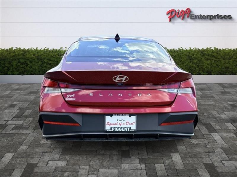 2026 Hyundai Elantra SE - Photo 13