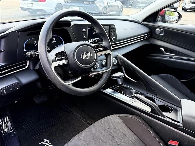 2026 Hyundai Elantra SE - Photo 15