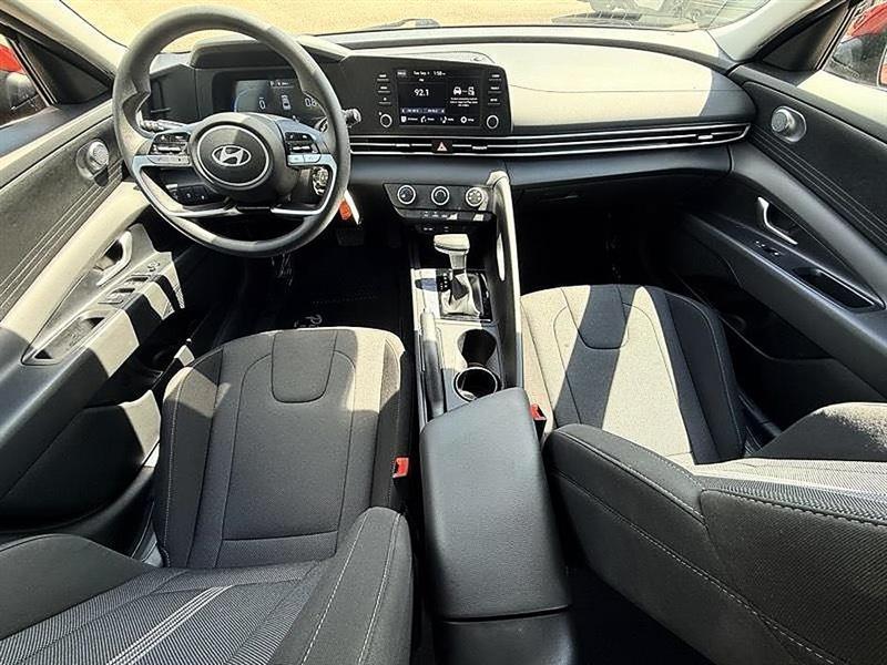 2026 Hyundai Elantra SE - Photo 25