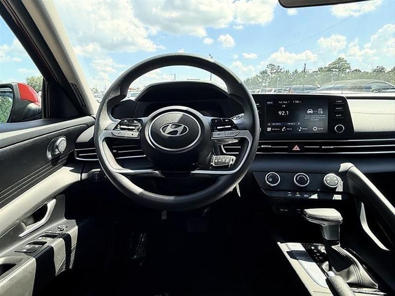 2026 Hyundai Elantra SE - Photo 26
