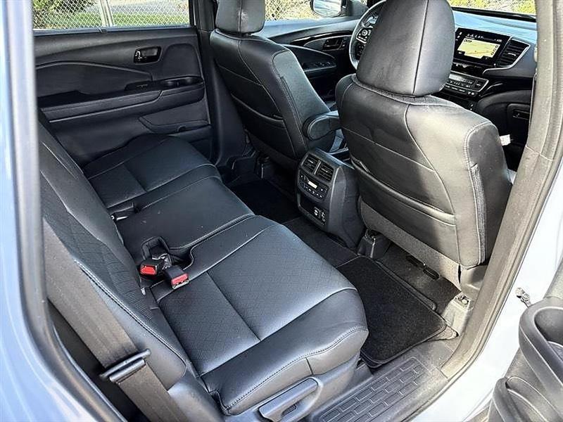Honda Passport  2023
