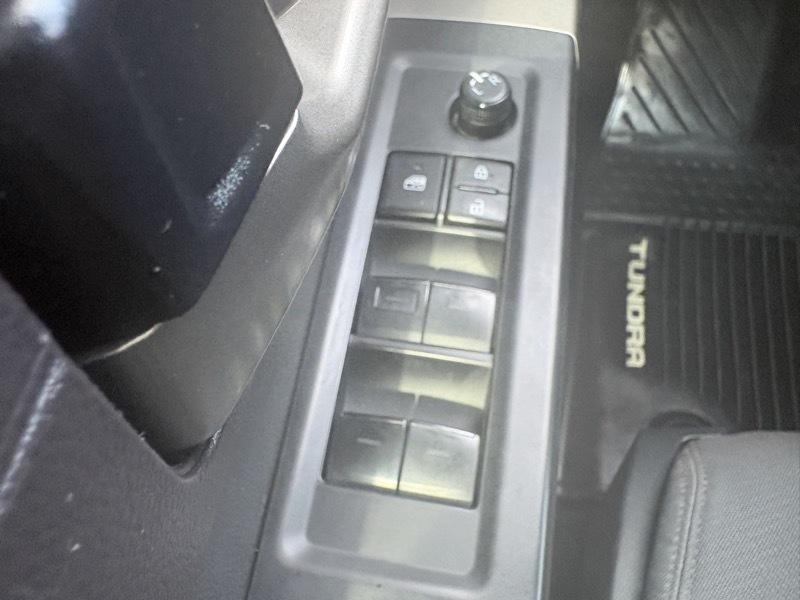 Toyota Tundra  2024